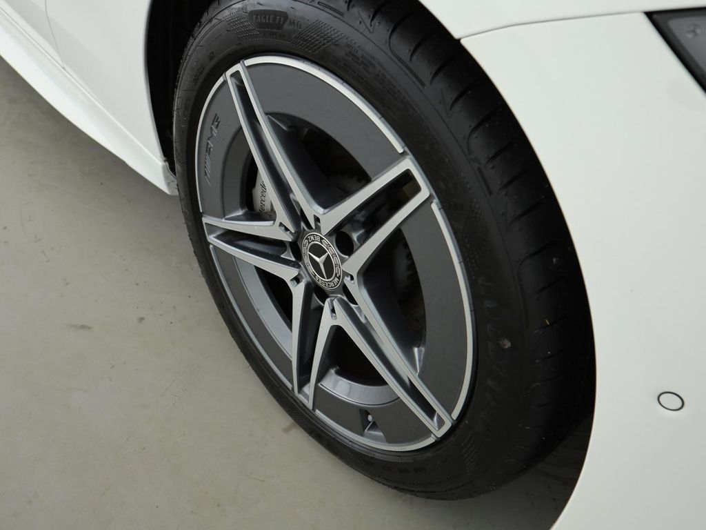 Mercedes-Benz C 300 2025