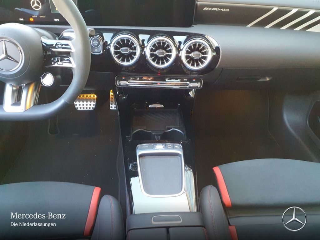 Mercedes-Benz CLA 45 AMG 2025