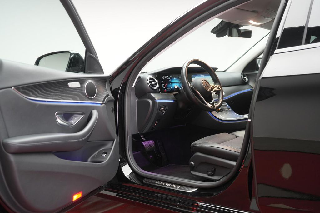 Mercedes-Benz E 300 2021