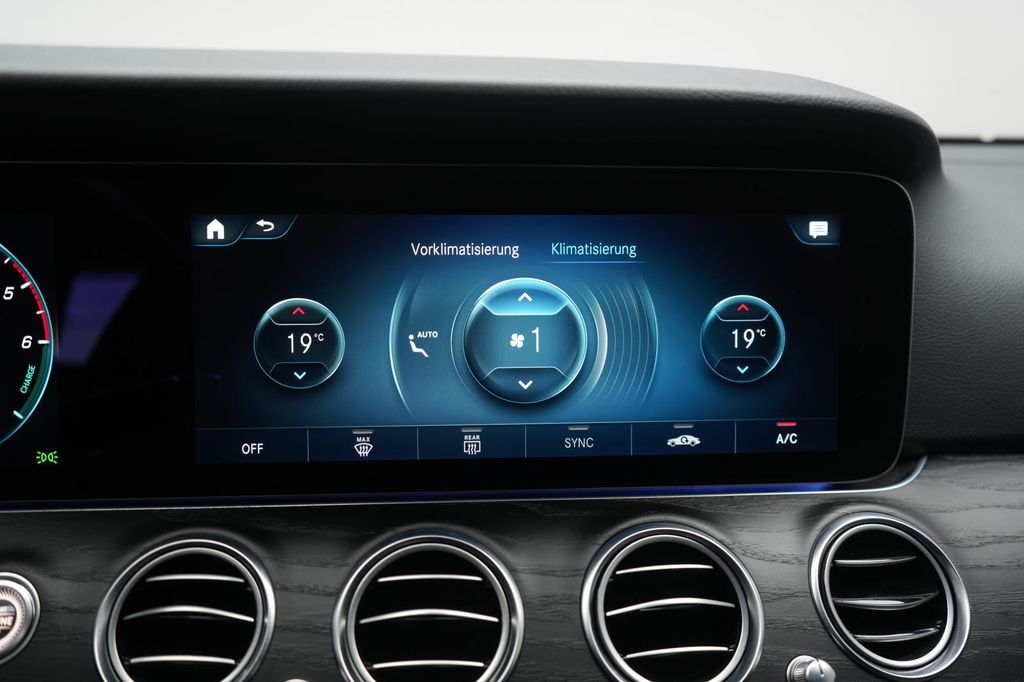 Mercedes-Benz E 300 2021