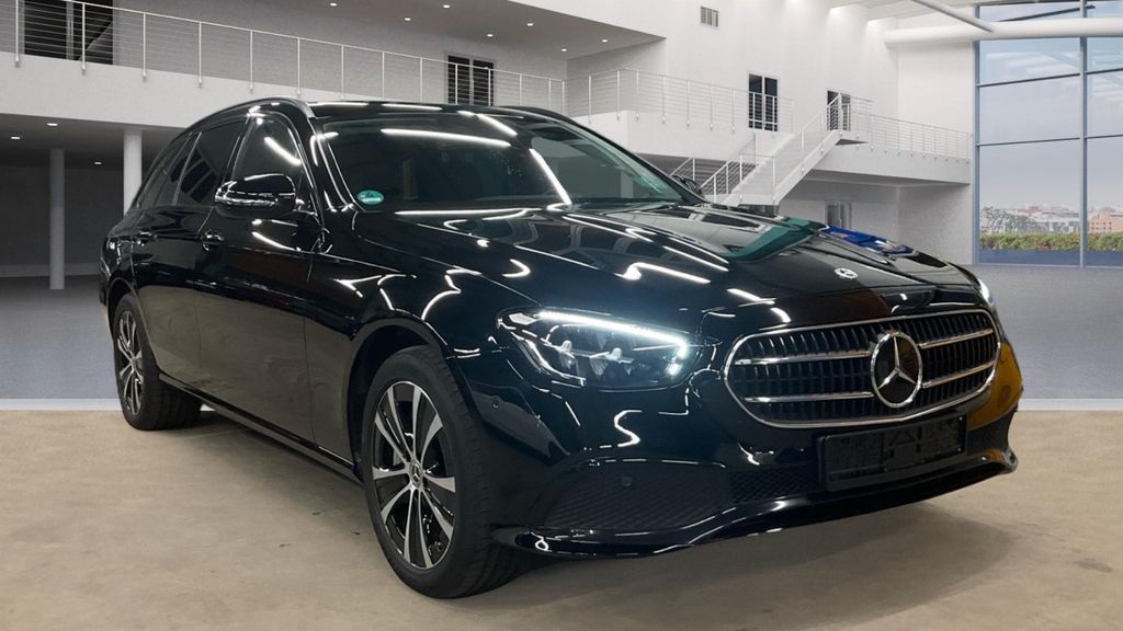 Mercedes-Benz E 300 2022