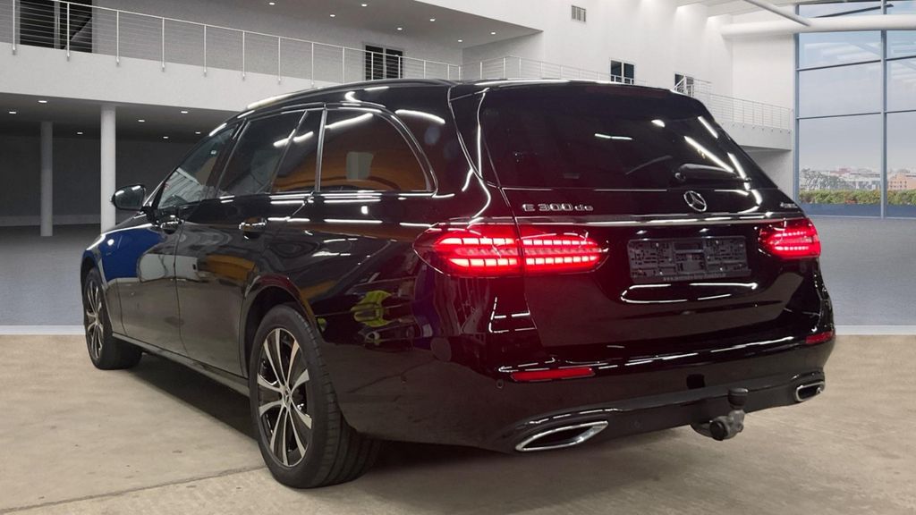 Mercedes-Benz E 300 2022