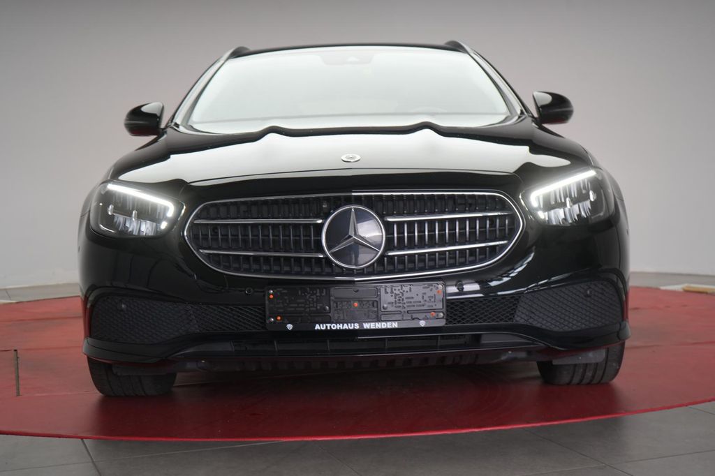 Mercedes-Benz E 300 2021