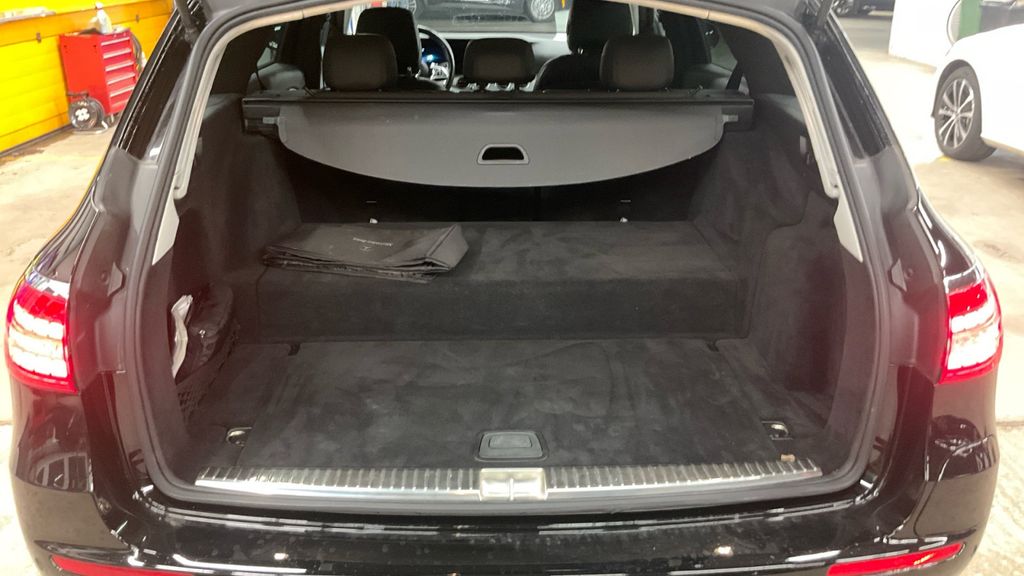 Mercedes-Benz E 300 2022