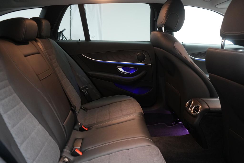 Mercedes-Benz E 300 2021