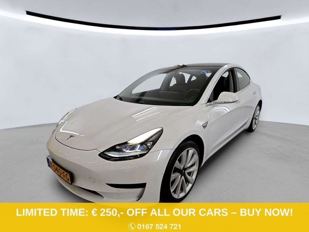 Tesla Model 3 2020