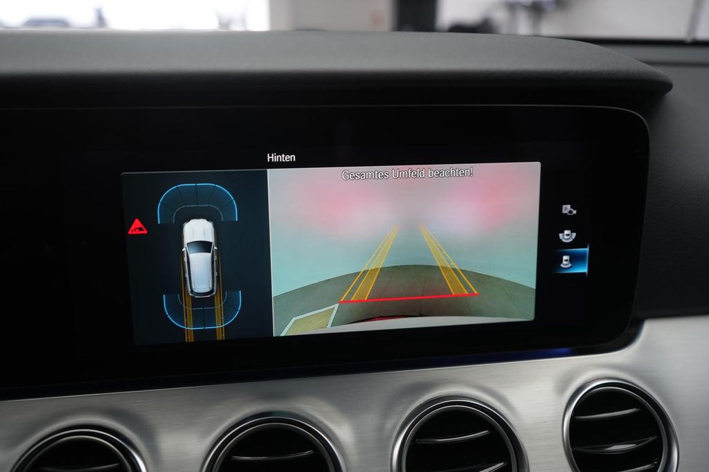 Mercedes-Benz E 300 2021