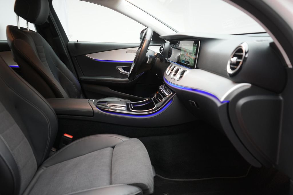Mercedes-Benz E 300 2021
