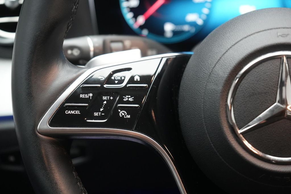 Mercedes-Benz E 300 2021