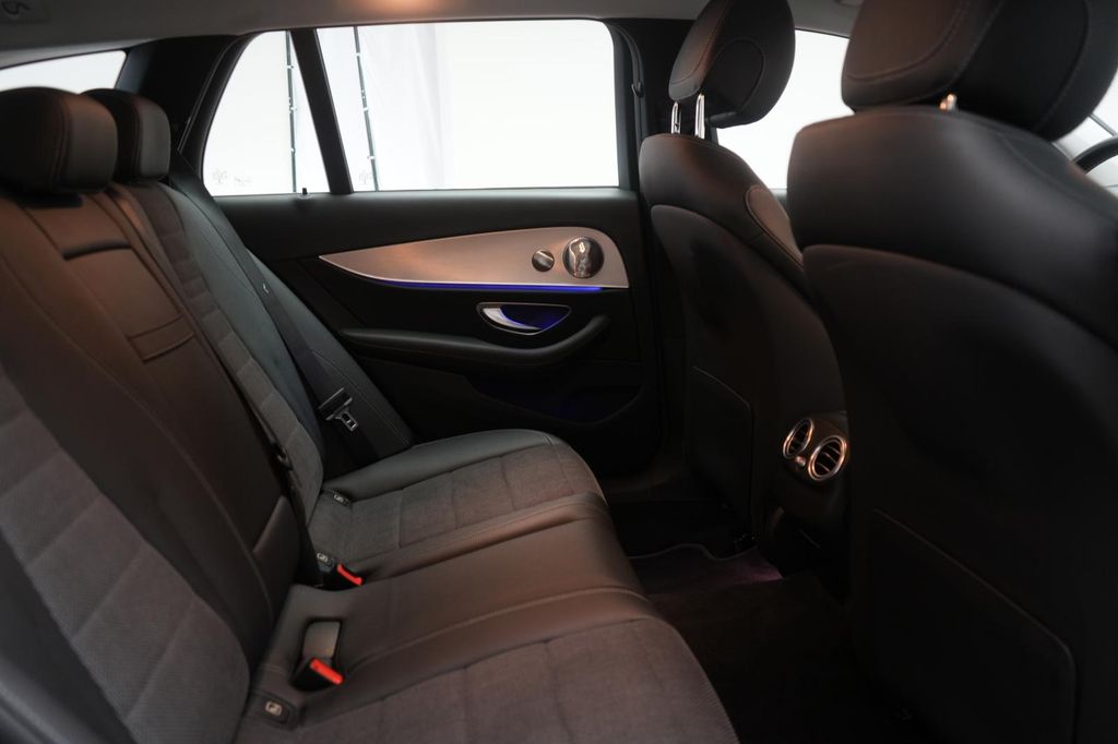 Mercedes-Benz E 300 2021