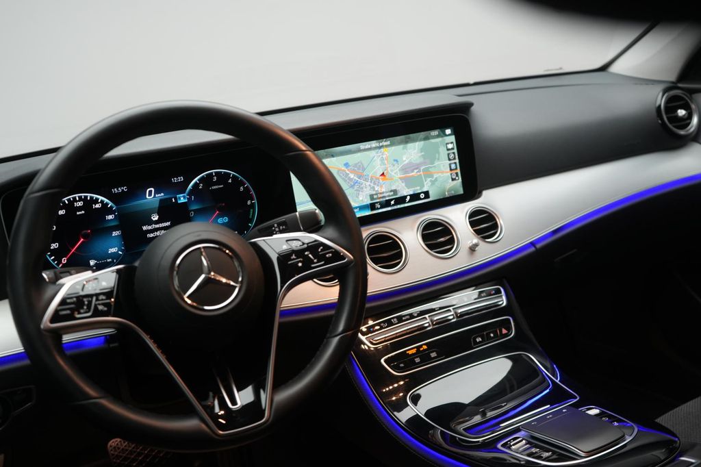 Mercedes-Benz E 300 2021