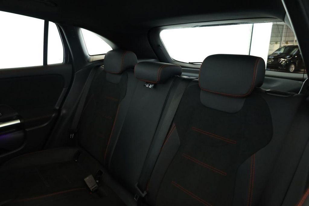 Mercedes-Benz GLA 220 2023