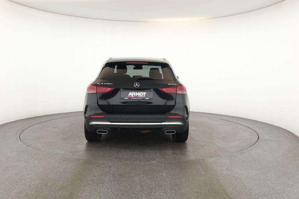 Mercedes-Benz GLA 220 2023