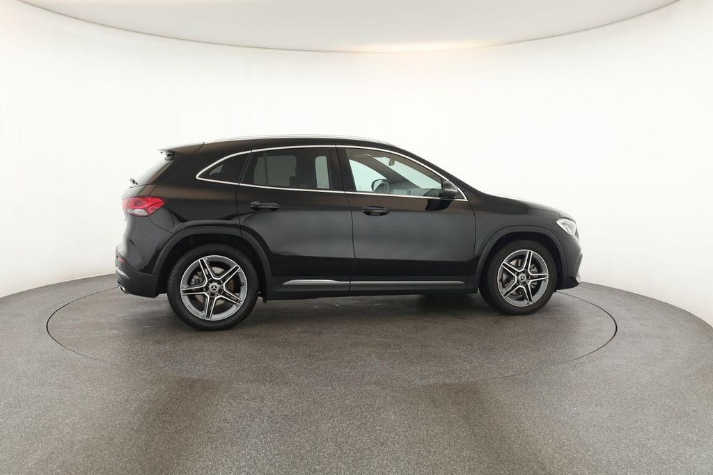 Mercedes-Benz GLA 220 2023