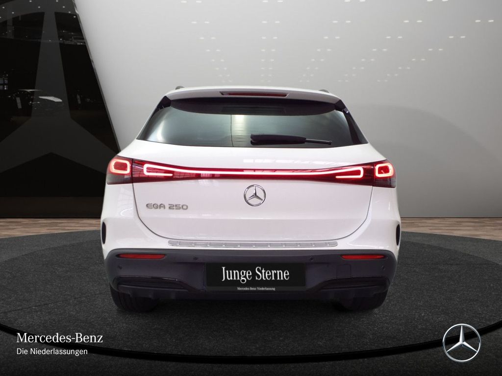 Mercedes-Benz EQA 2022