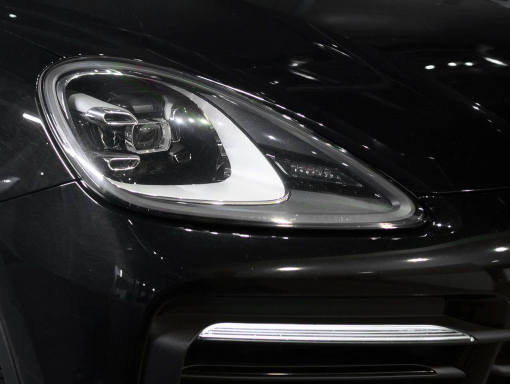 Porsche Cayenne 2022