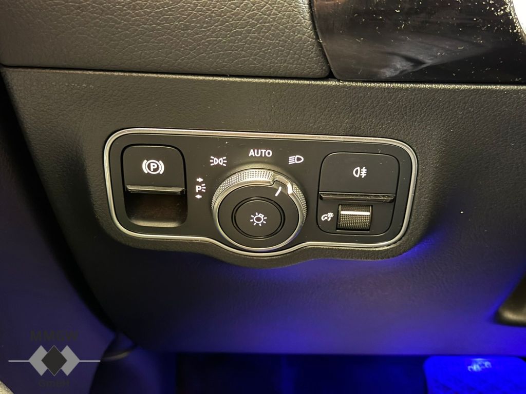 Mercedes-Benz EQA 2021