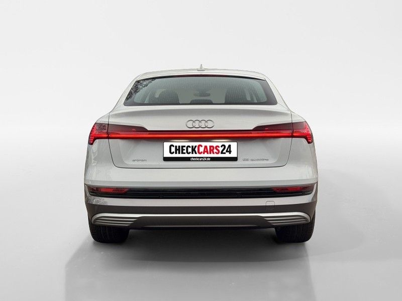 Audi e-tron 2023
