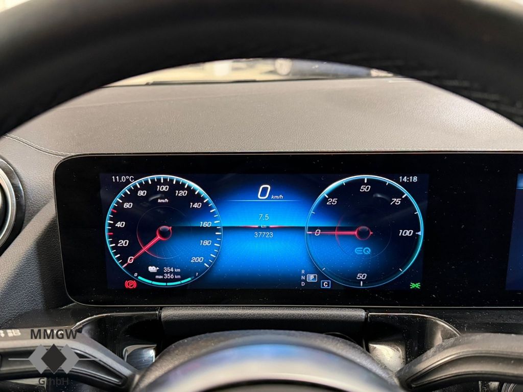 Mercedes-Benz EQA 2021