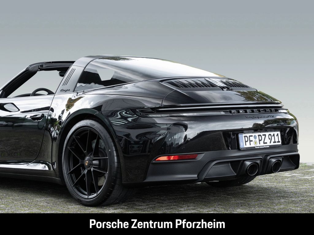 Porsche 992 2025