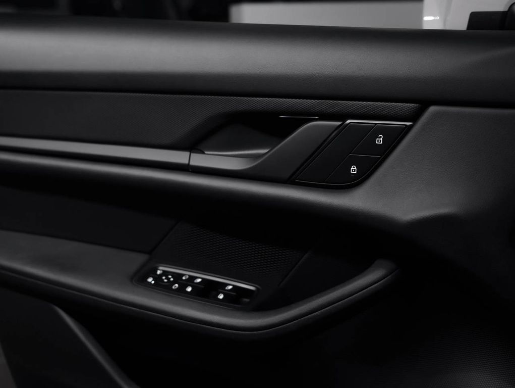 Porsche Taycan 2022