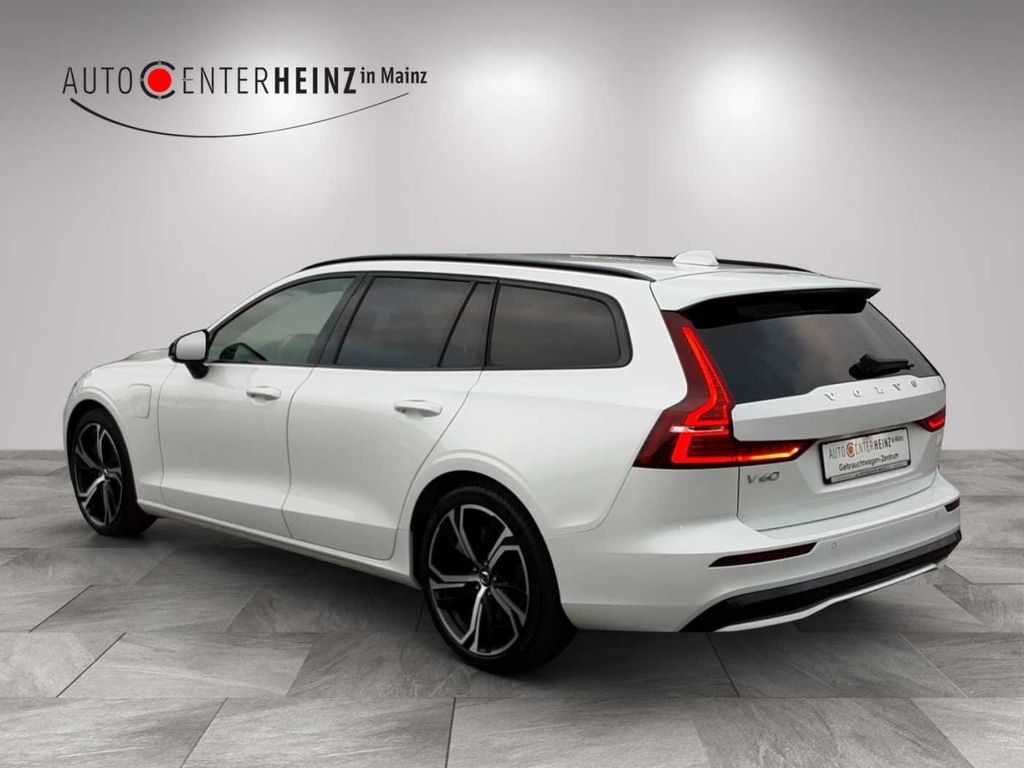 Volvo V60 2022