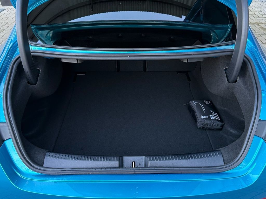 Mercedes-Benz CLA 200 2026