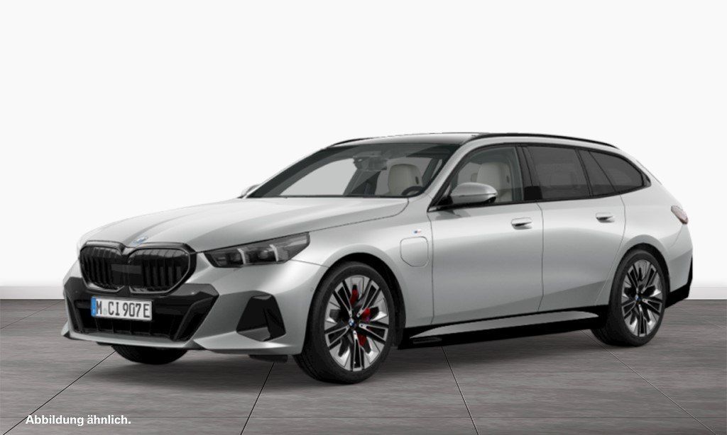 BMW 550 2025