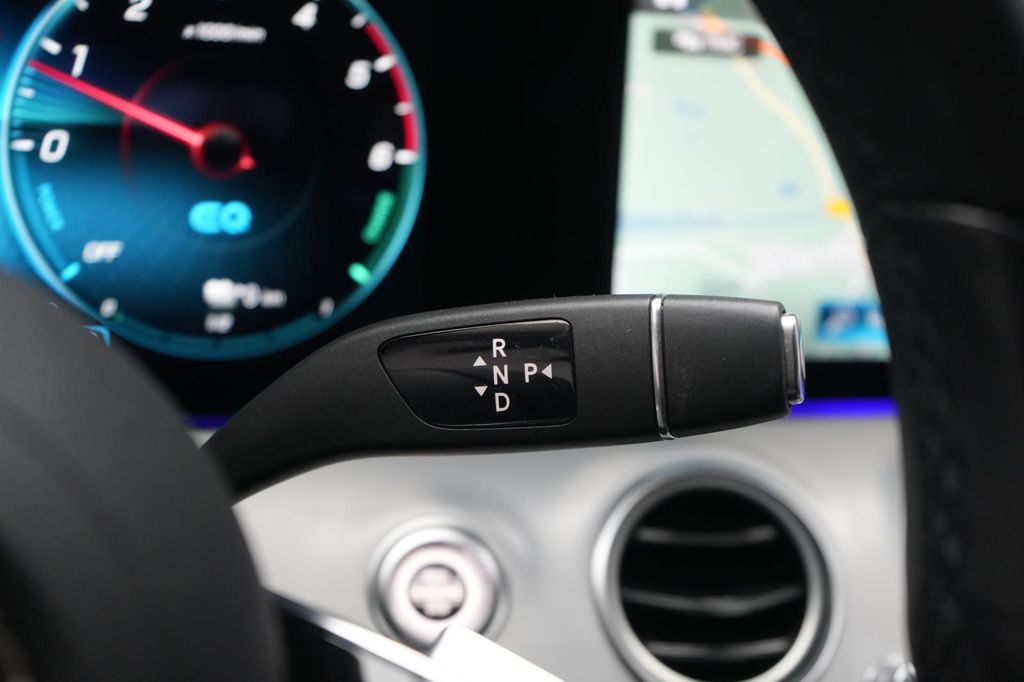 Mercedes-Benz E 300 2023