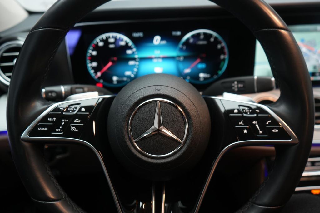 Mercedes-Benz E 300 2023