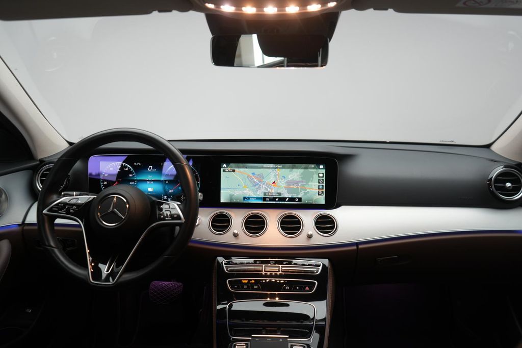 Mercedes-Benz E 300 2023