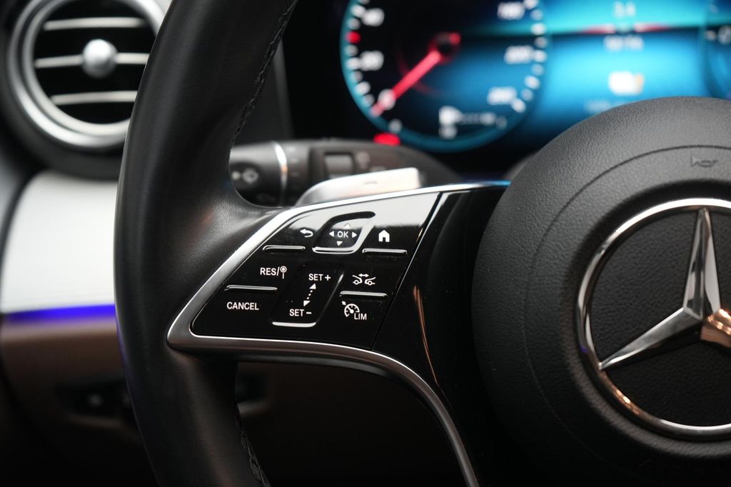 Mercedes-Benz E 300 2023