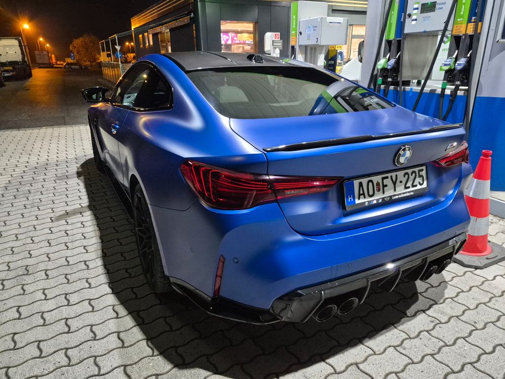 BMW M4 2025