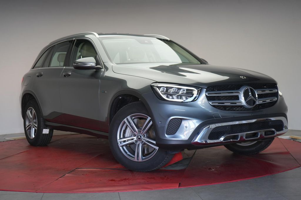 Mercedes-Benz GLC 300 2021