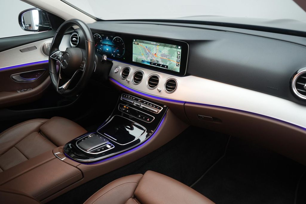 Mercedes-Benz E 300 2023