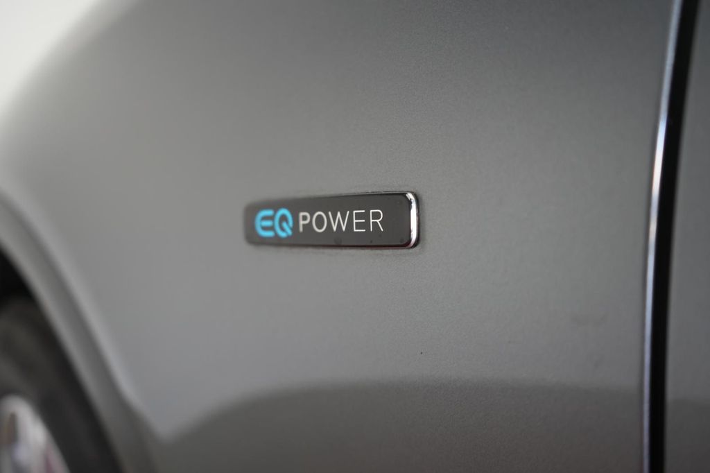 Mercedes-Benz GLC 300 2021