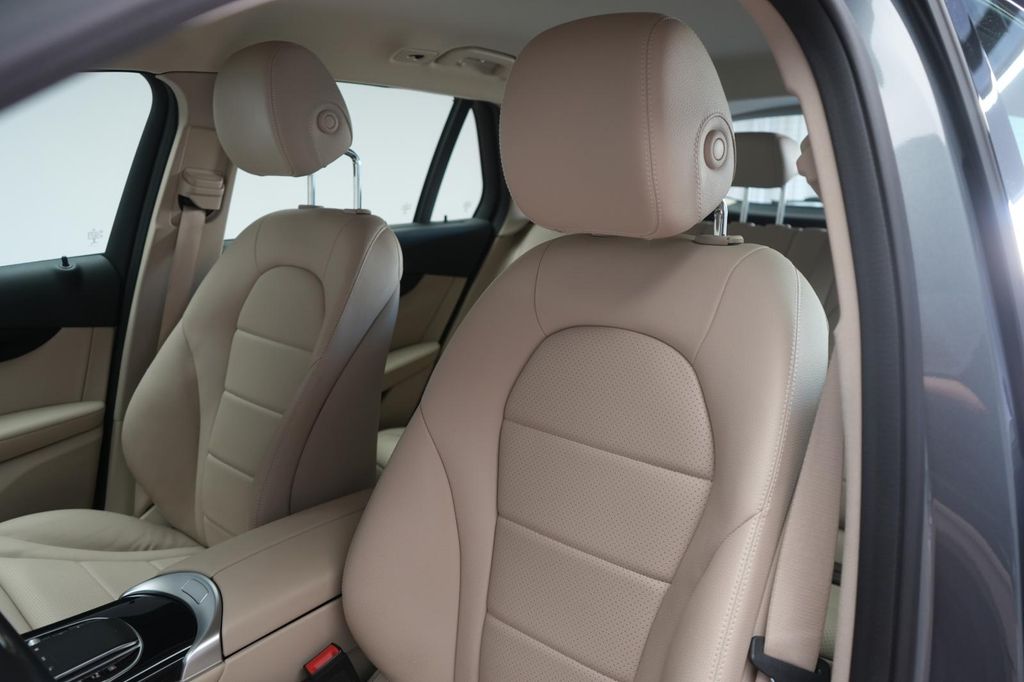 Mercedes-Benz GLC 300 2021