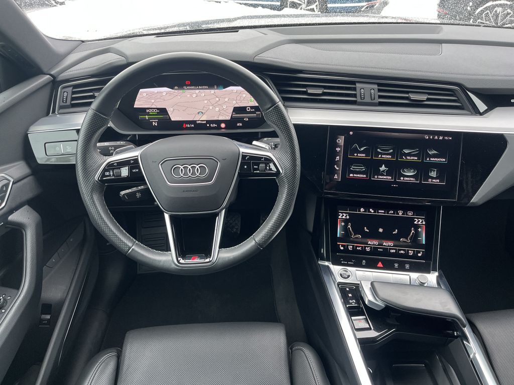 Audi e-tron 2022