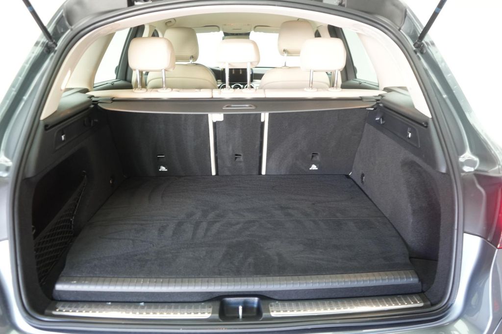 Mercedes-Benz GLC 300 2021