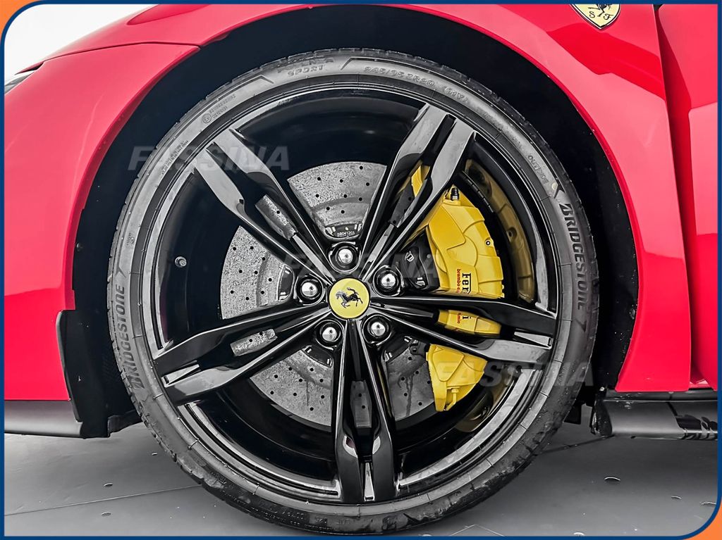 Ferrari 296 GTB 2025