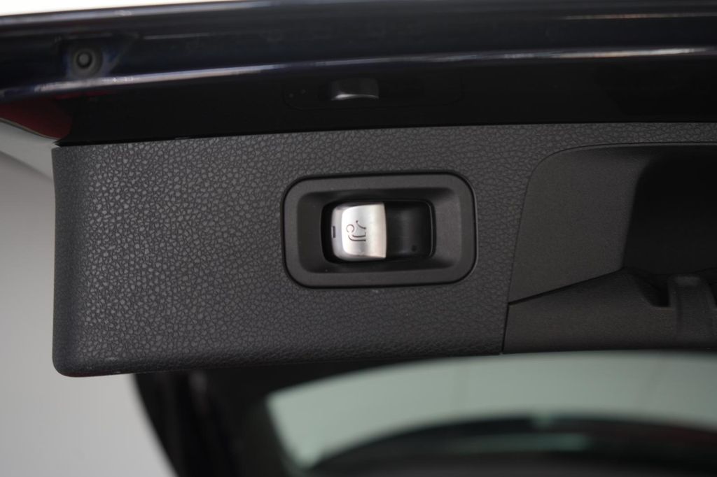 Mercedes-Benz E 300 2021