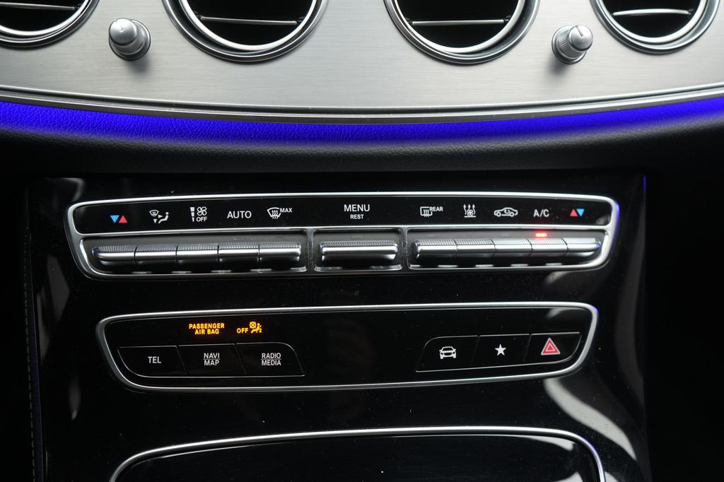 Mercedes-Benz E 300 2021