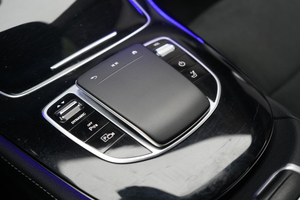 Mercedes-Benz E 300 2021