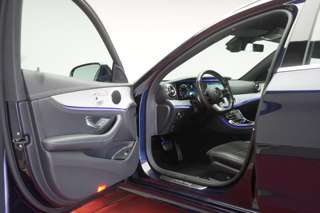 Mercedes-Benz E 300 2021