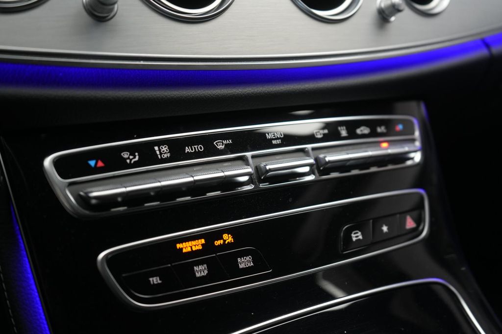 Mercedes-Benz E 300 2021