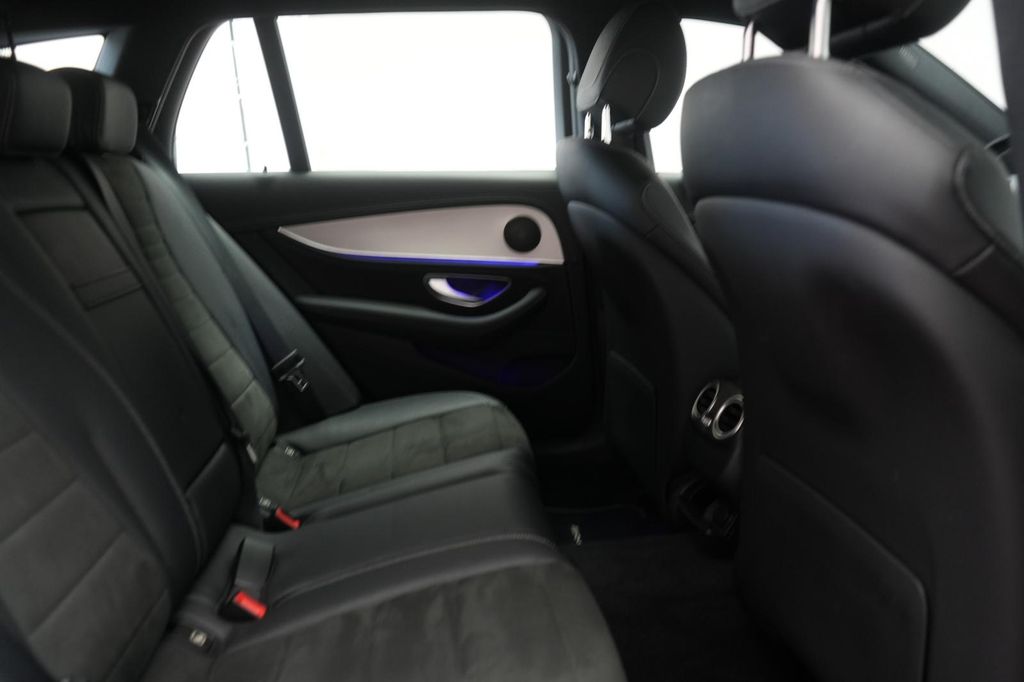 Mercedes-Benz E 300 2021