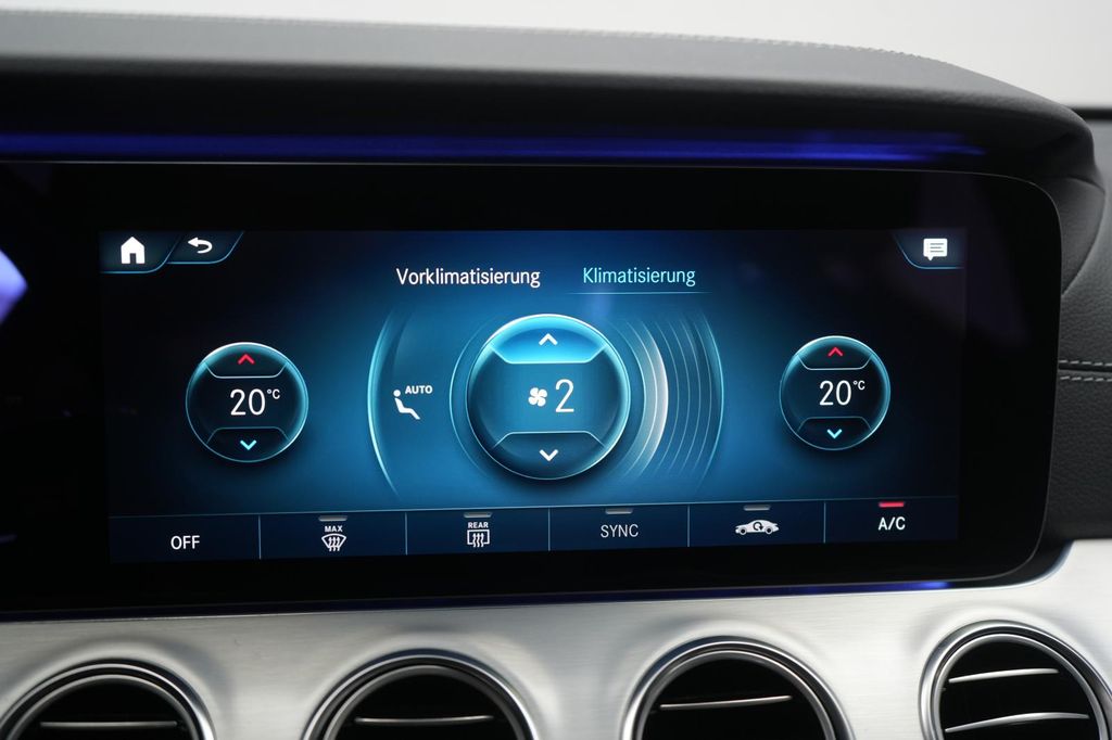 Mercedes-Benz E 300 2021