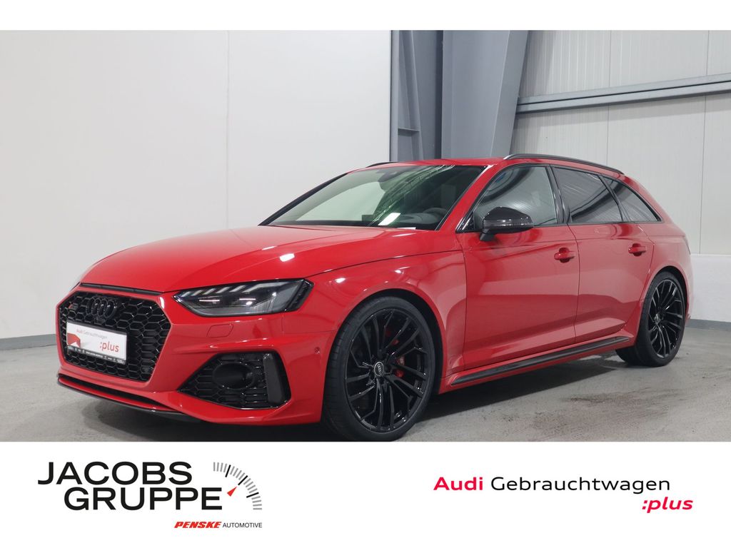 Audi RS4 2023