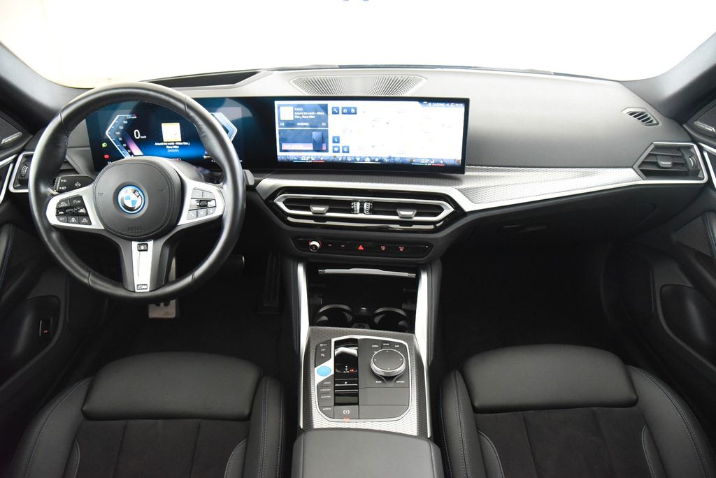BMW i4 2023