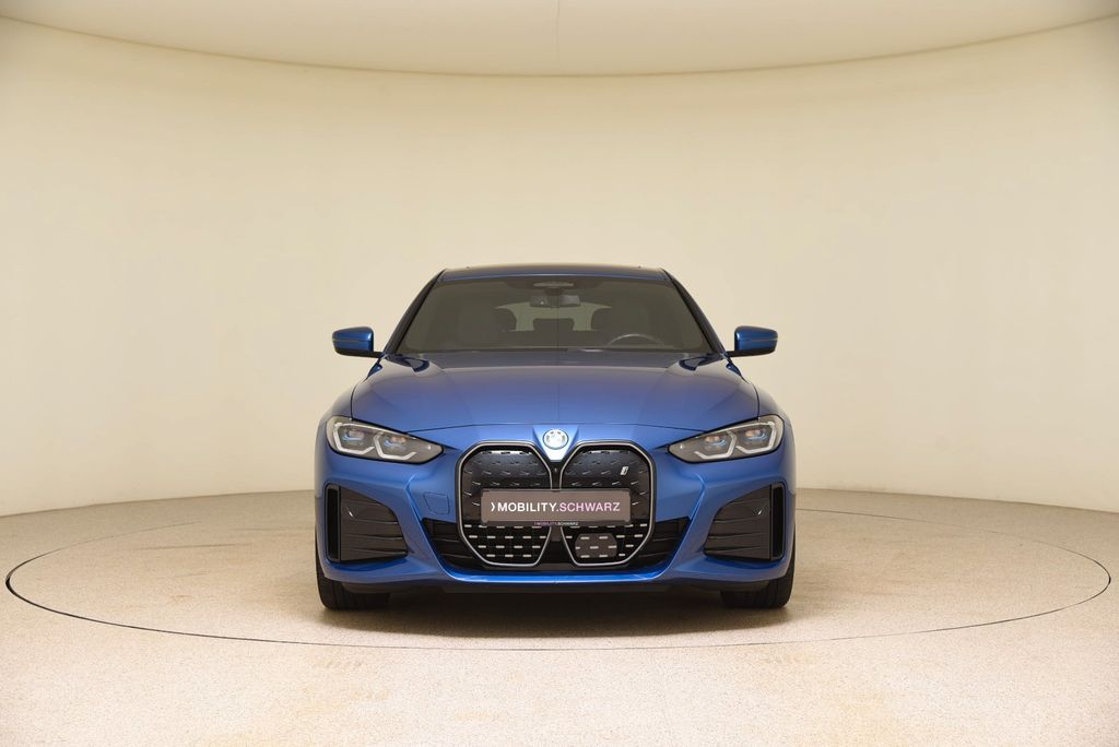 BMW i4 2023